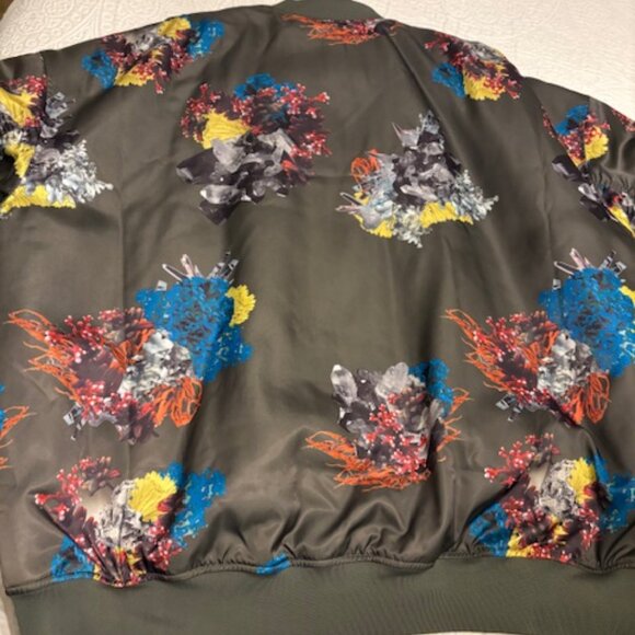 adidas x Ivy Park Reversible Jacket - size LARGE - Picture 7 of 9